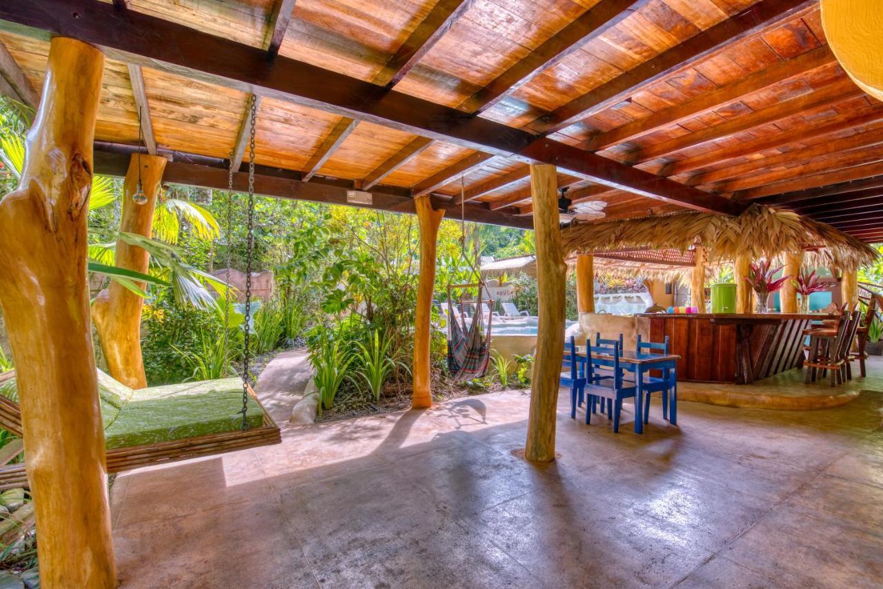 Caribe Town Bungalows Puerto Viejo de Talamanca Exterior foto